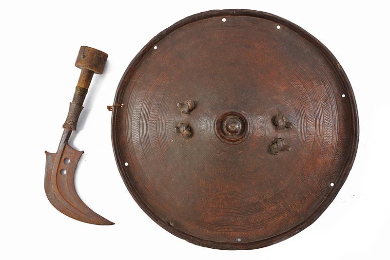 Scudo e coltello