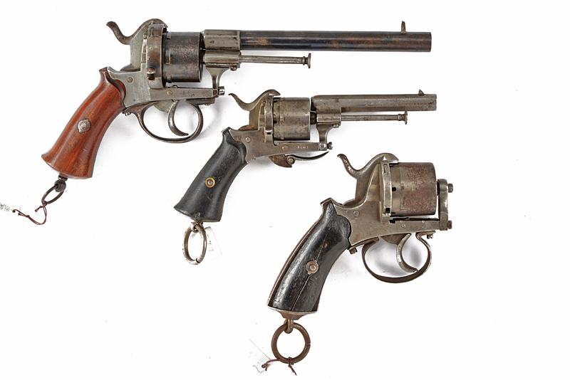 Lotto di tre revolver a spillo