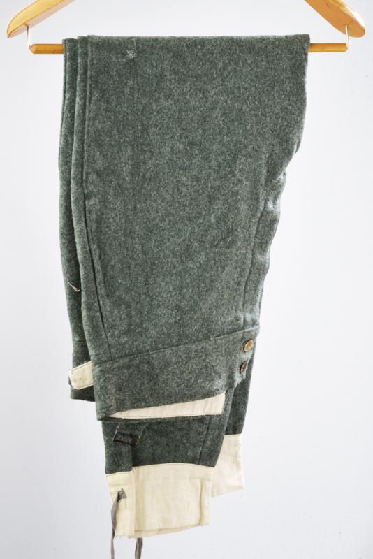Paio di pantaloni da truppa