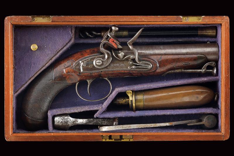 Pistola a pietra focaia di R. Hollis in cassetta