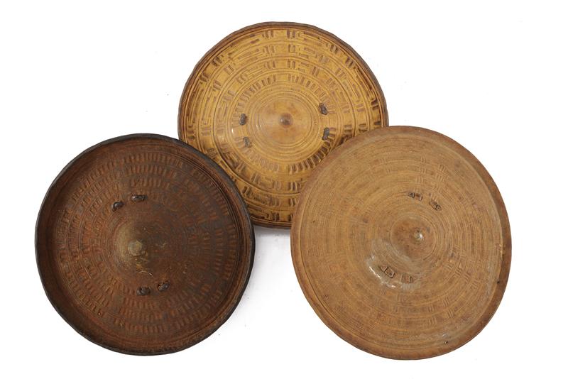 Lotto di tre scudi