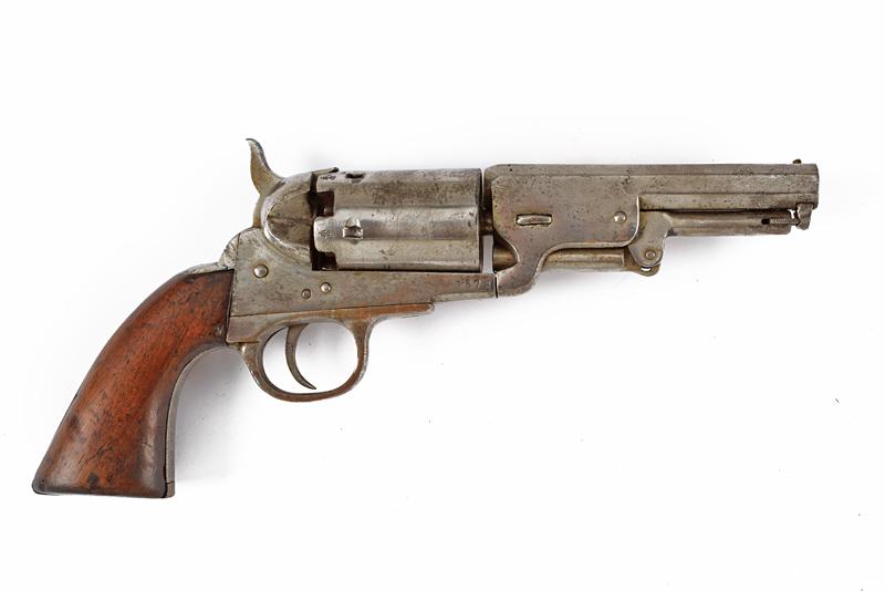 Revolver a luminello sul tipo Colt
