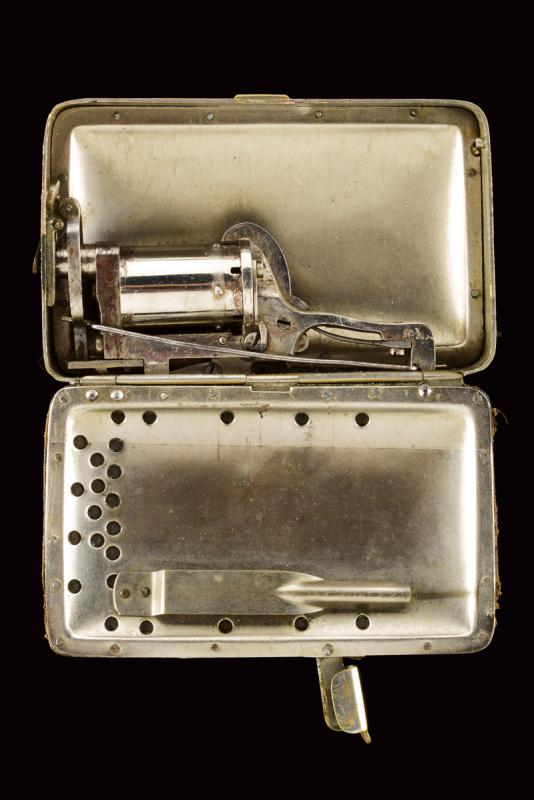 Rarissimo pepperbox revolver a spillo in borsellino Frankenau