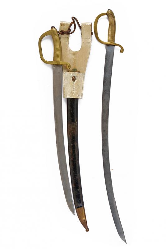 Lotto di due sabre briquet
