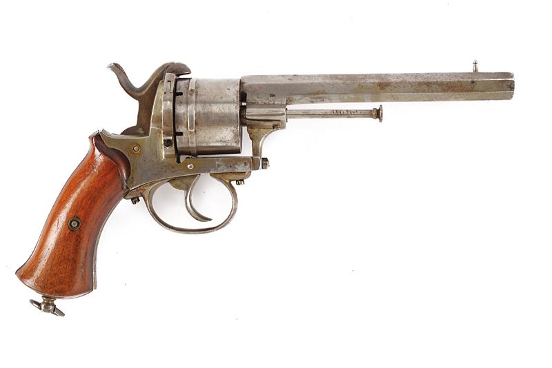 Revolver a spillo