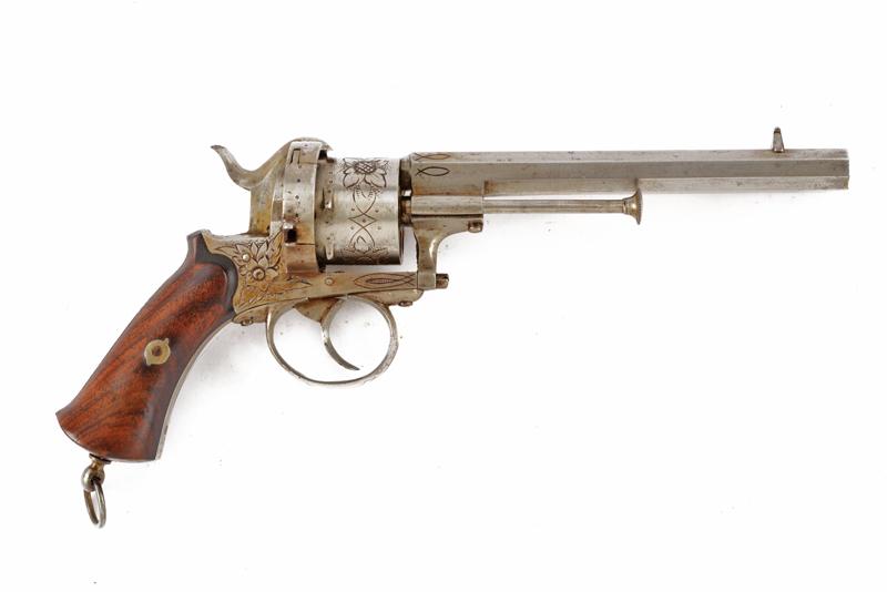 Revolver a spillo