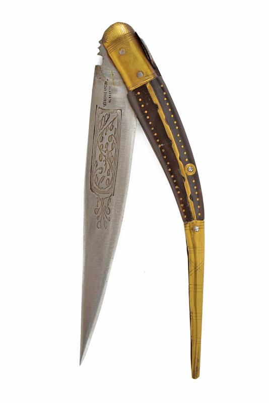 Coltello pieghevole