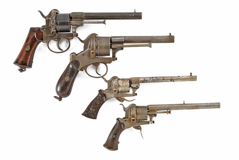 Lotto di quattro revolver a spillo