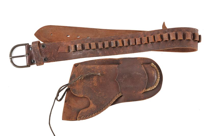 Cinturone western con fondina