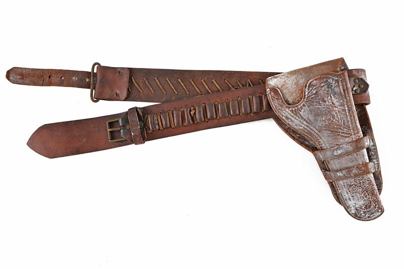 Cinturone western con fondina