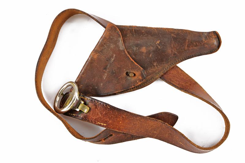 Cinturone western con fondina