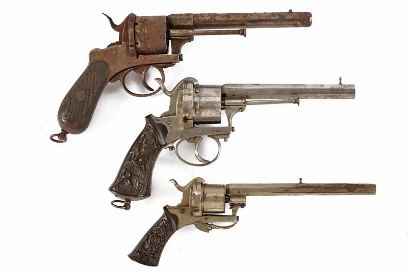 Lotto di tre revolver a spillo