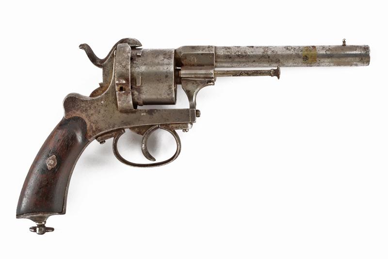 Revolver a spillo