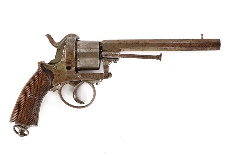 Revolver a spillo