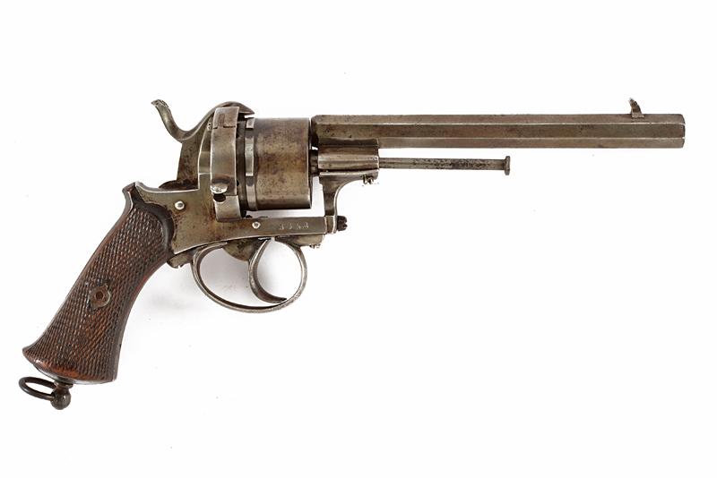 Revolver a spillo