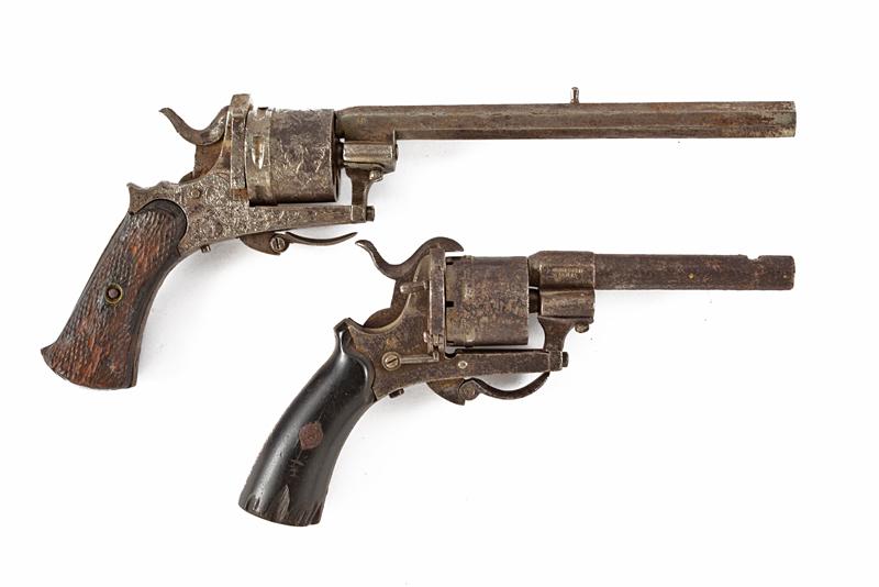 Lotto di due revolver a spillo