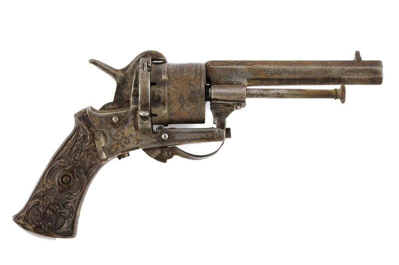 Revolver a spillo