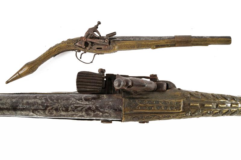 Pistola alla morlacca a pietra focaia