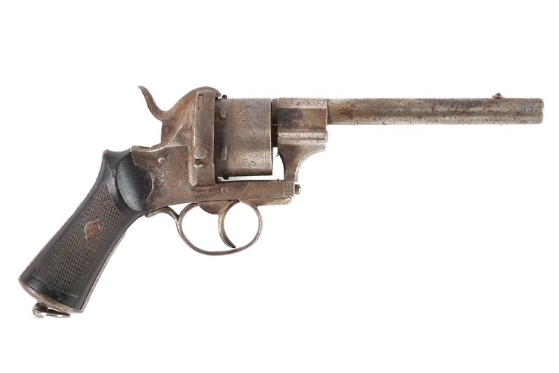 Revolver a spillo