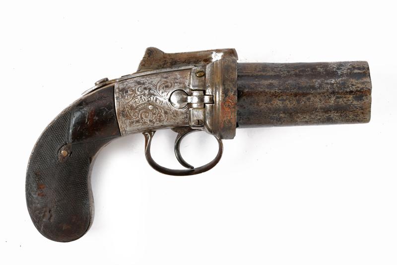 Raro tipo di pepperbox revolver a luminello