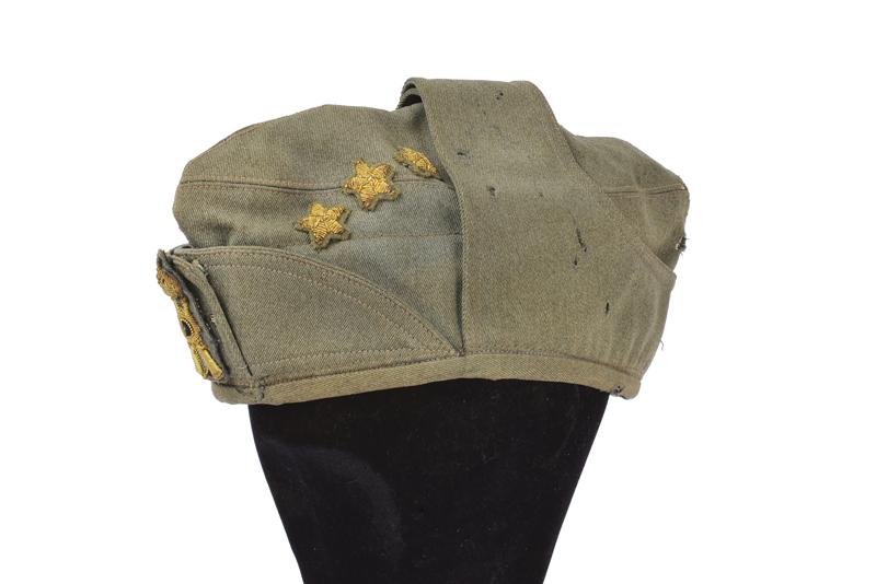 Bustina Mod. 1934 da capitano del 3° Rgt. Fanteria Piemonte