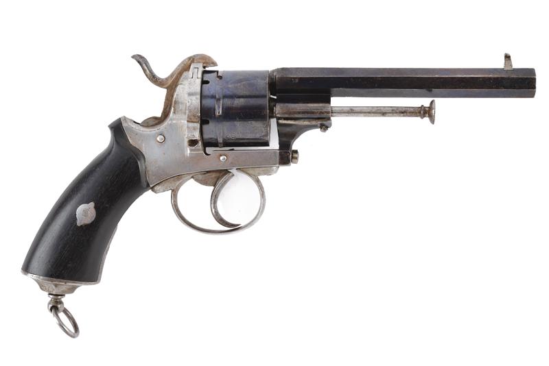 Revolver a spillo