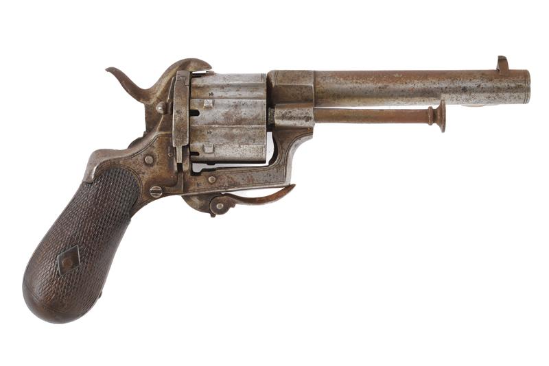 Revolver a spillo