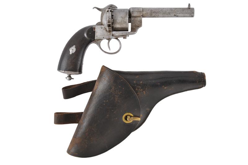 Revolver a spillo Mod. 1861 dei Reali Carabinieri con fodero