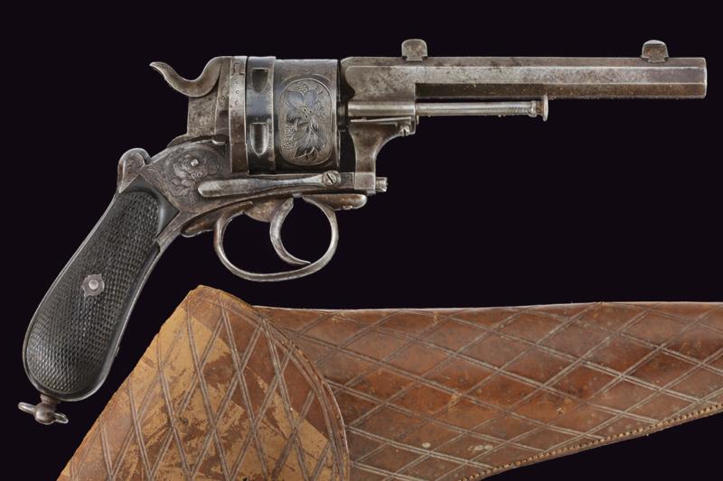 Bel revolver a spillo con fondina