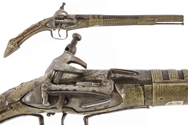 Pistola alla morlacca a pietra focaia