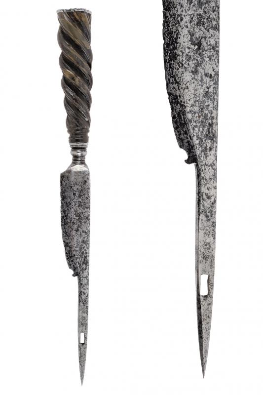 Raro coltello a passacorda