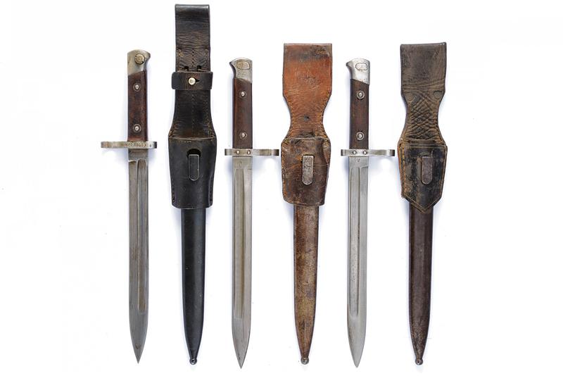 Lotto di tre baionette Mannlicher mod. 1895