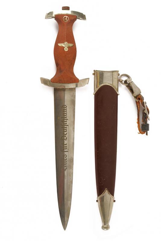 Daga mod. 33 delle SA (replica)