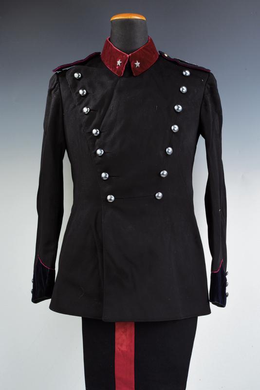 Uniforme da capitano medico