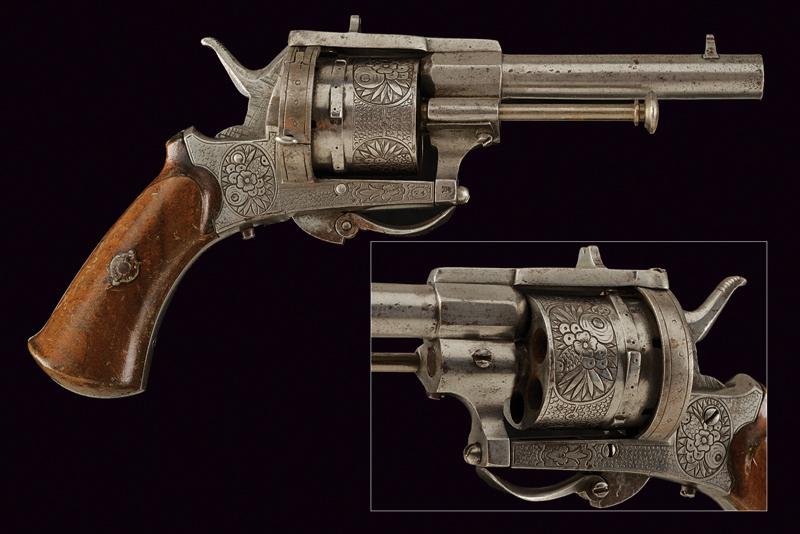 Revolver a spillo inciso