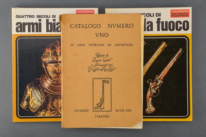 Lotto di tre volumi su armi da fuoco antiche
