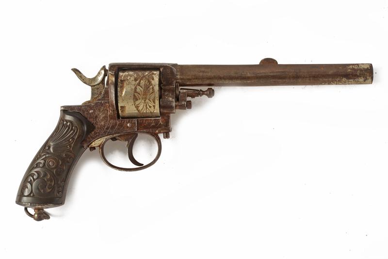 Revolver a percussione centrale sul tipo constabulary