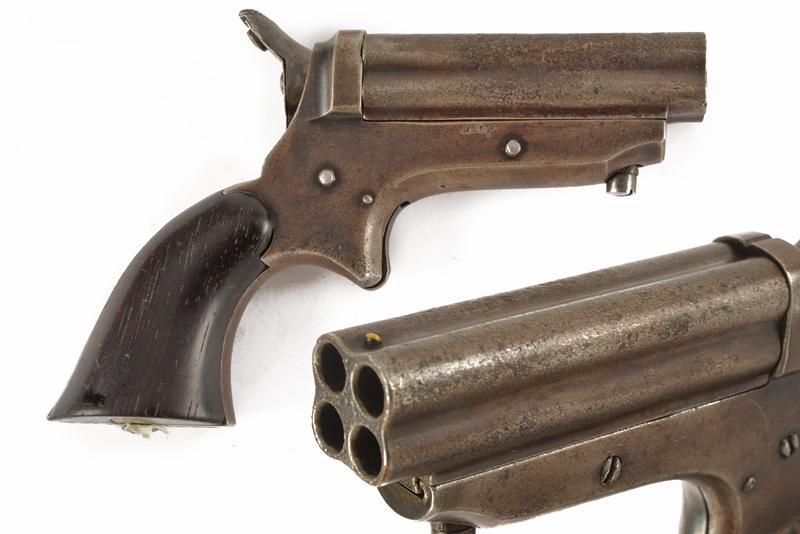 Pistola a retrocarica sul tipo Sharps