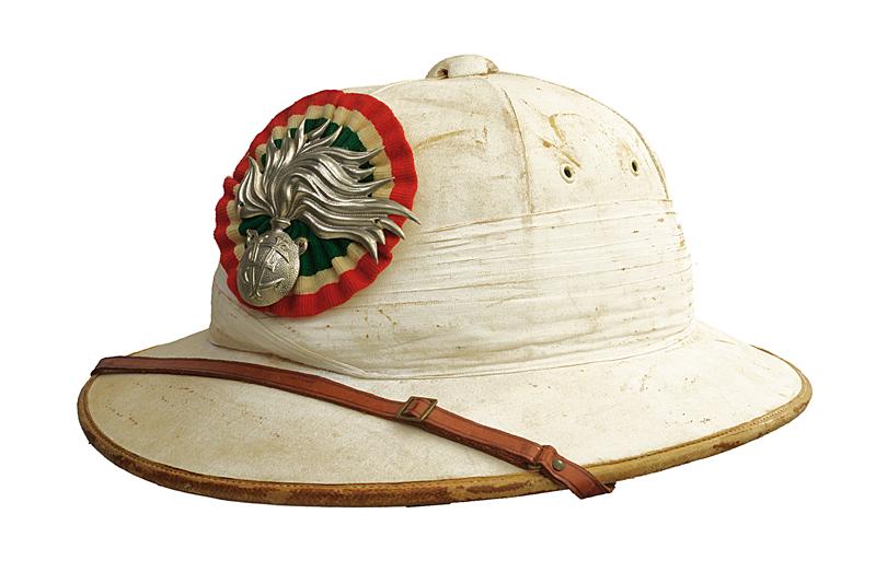 Casco coloniale dei carabinieri reali