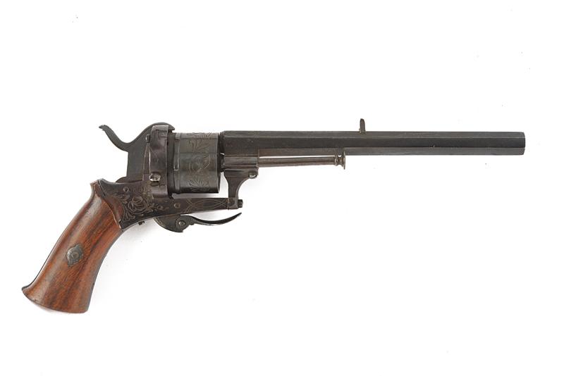 Revolver a spillo