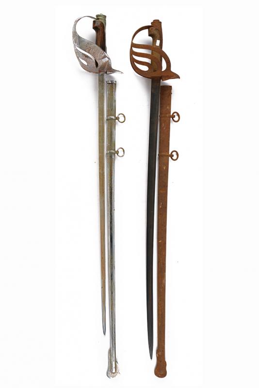 Lotto di due sciabole Mod. 1873