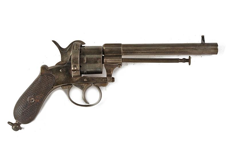 Revolver a spillo