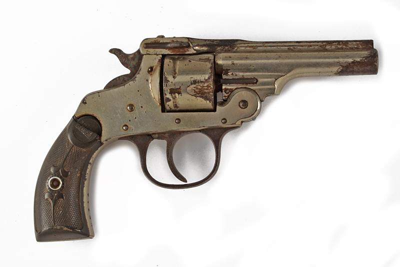 Revolver a retrocarica sul tipo S&W