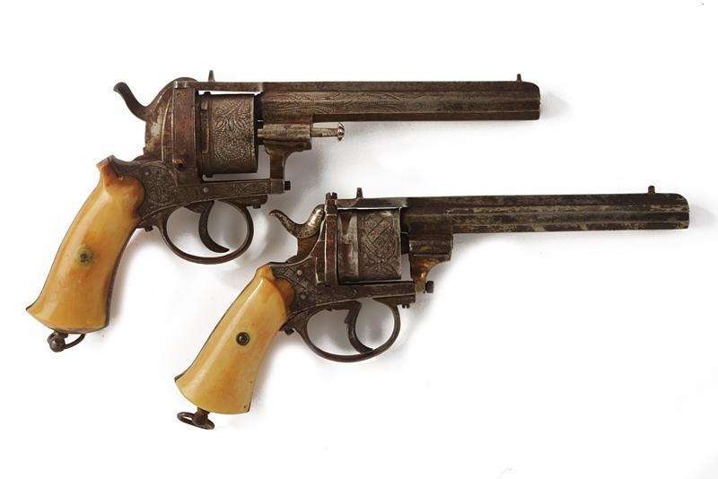 Lotto di due revolver a spillo