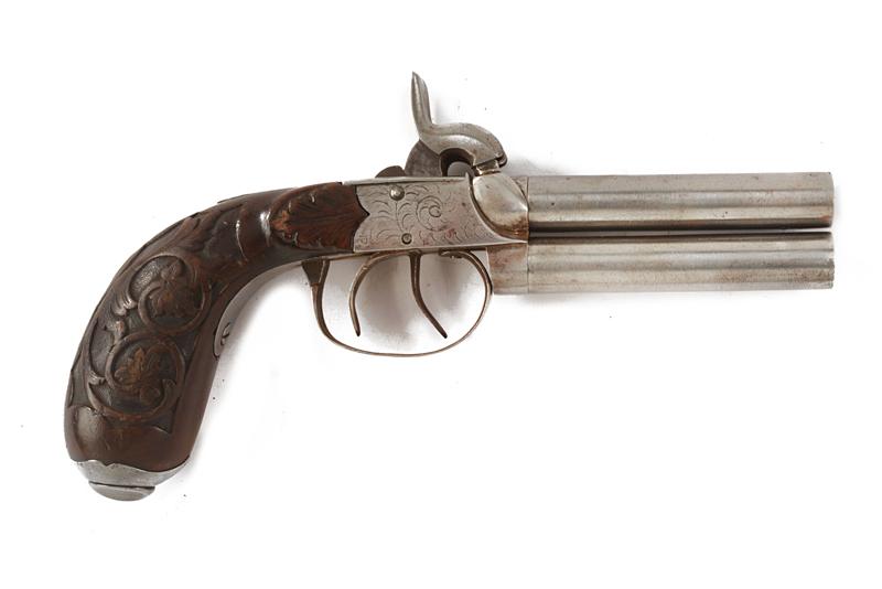Pistola con due canne sovrapposte a luminello