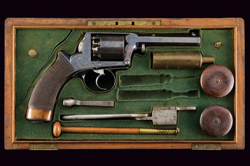 Imperial Patent Tranter Double Action Revolver in cassetta