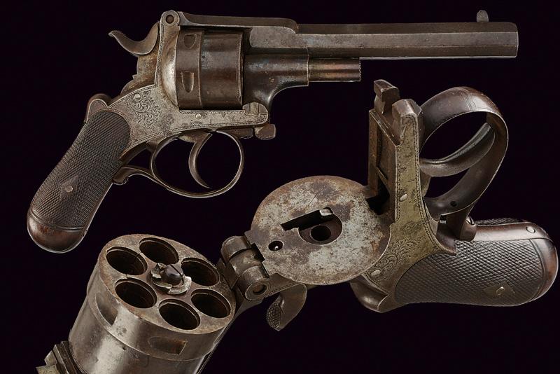 Revolver di tipo Spirlet a percussione centrale