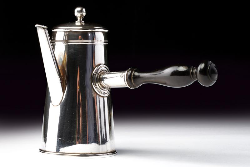 Caffettera 'egoiste' in argento