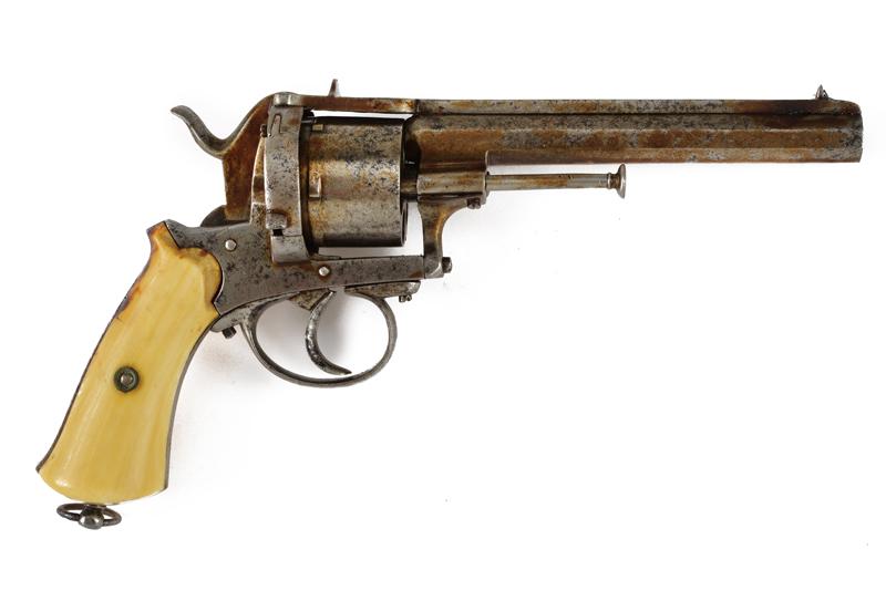 Revolver a spillo
