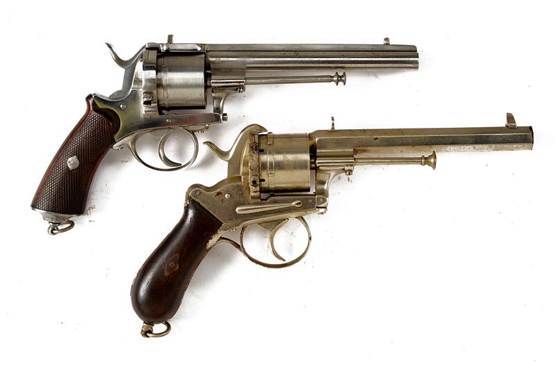 Lotto di due revolver a spillo